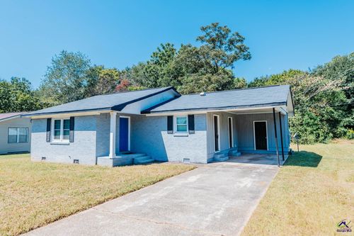 200 Lavender St, Fort valley, GA, 31030-2615 | Card Image