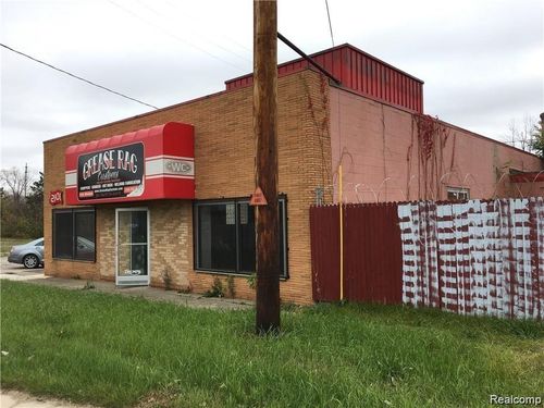 2101 S Saginaw St, Flint, MI, 48503-3906 | Card Image