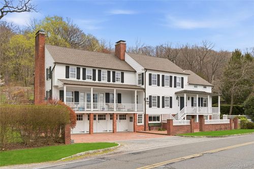 80 Shore Rd, Cold Spring Harbor, NY, 11724-1102 | Card Image