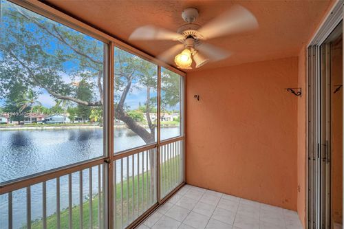 apt-b205-9587 Weldon Cir, Tamarac, FL, 33321-0942 | Card Image