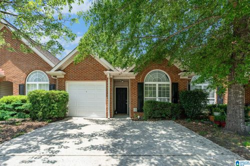 127 Hayesbury Ln, PELHAM, AL, 35124-2734 | Card Image