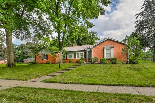 8840 Ellington Dr, Indianapolis, IN, 46234-2218 | Card Image