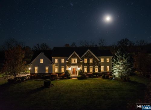 5 Morningside Ct, Flemington, NJ, 08822-5948 | Card Image