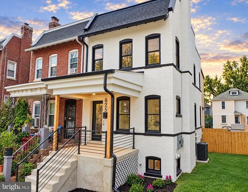 825 Quackenbos St Nw, WASHINGTON, DC, 20011-1912 | Card Image