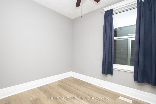 666 Lorne Ave, Home with 5 bedrooms, 3 bathrooms and 1 parking in London ON | Image 19