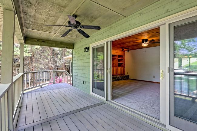 2403 Hidden Valley Rd, Home with 3 bedrooms, 3 bathrooms and 2 parking in Hiawassee GA | Image 20