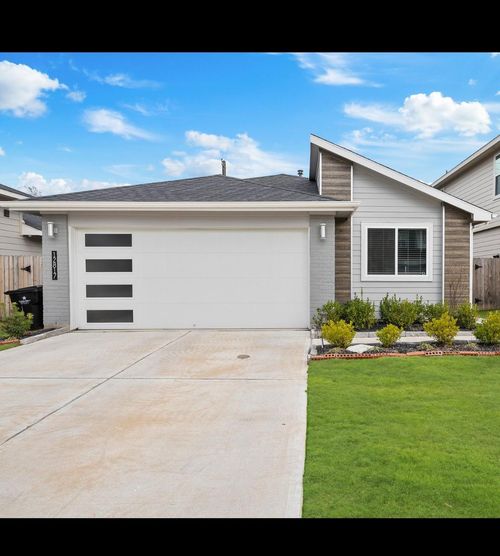 12817 Tokenhouse Ln, Houston, TX, 77047-2232 | Card Image