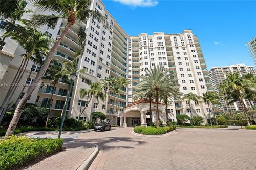 314-20000 Country Club Dr, Aventura, FL, 33180-3005 | Card Image