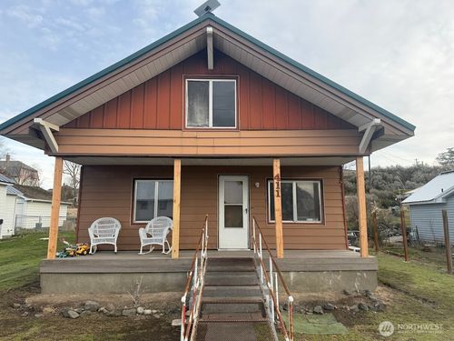 411 S Division St, Odessa, WA, 99159-5153 | Card Image