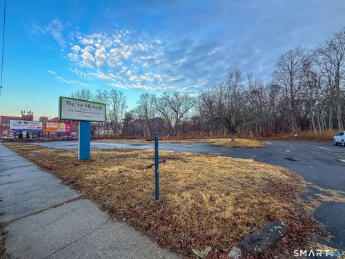 135 E Main Street, Bristol, CT, 06010 | Card Image