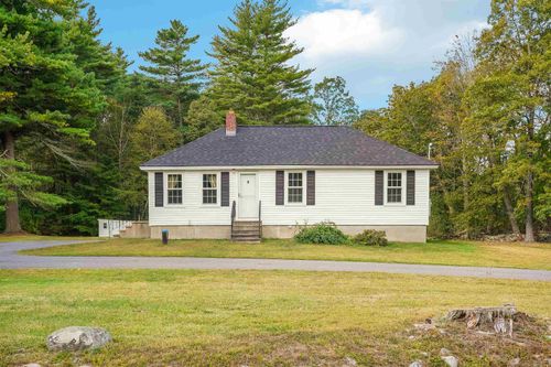 37 Perkins Rd, Londonderry, NH, 03053-2432 | Card Image