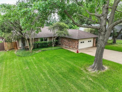 740 Montvale Dr, Mansfield, TX, 76063-2821 | Card Image