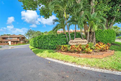 1359 Hampton Blvd, North Lauderdale, FL, 33068-5315 | Card Image