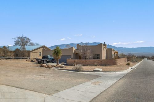900 Acapulco Ct Ne, Rio Rancho, NM, 87144-6475 | Card Image