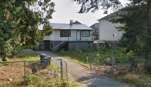12248 97 Ave, Surrey, BC, V3V2C9 | Card Image
