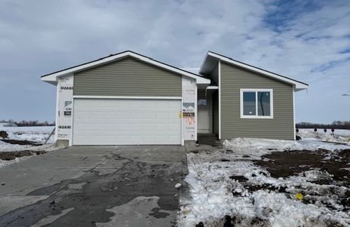 400 Ne Chalet St, Elkhart, IA, 50073-8202 | Card Image