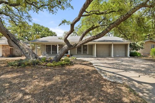 2005 Oakglen Dr, Austin, TX, 78745-2760 | Card Image