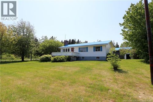 244 776 Rte, Grand Manan, NB, E5G1A5 | Card Image