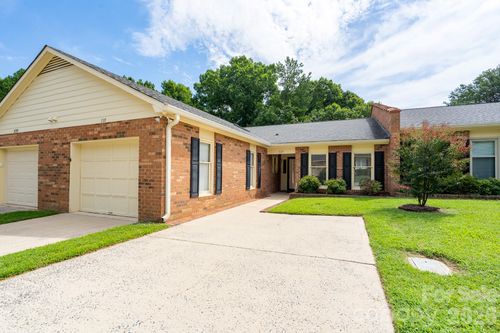 537 Camrose Cir Ne, Concord, NC, 28025-3296 | Card Image