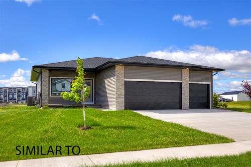 16506 Bentwood Dr, Urbandale, IA, 50263-6315 | Card Image