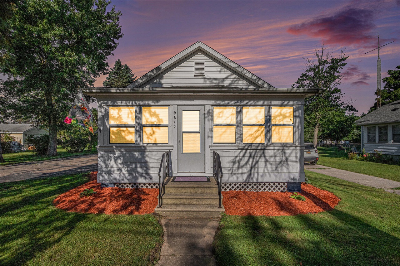 Maplewood Ave, Bridgman, MI 49106