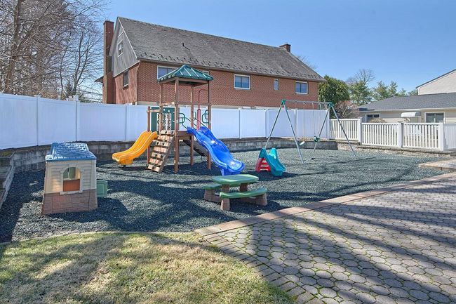 Playground | Image 28