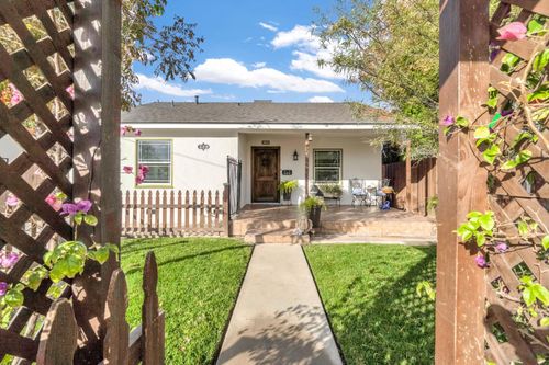 408 W Malone St, Hanford, CA, 93230-2826 | Card Image