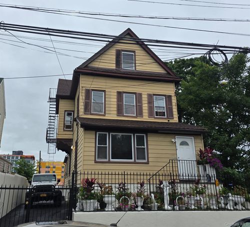 14 S High Street, Mount Vernon, NY, 10550 | Card Image