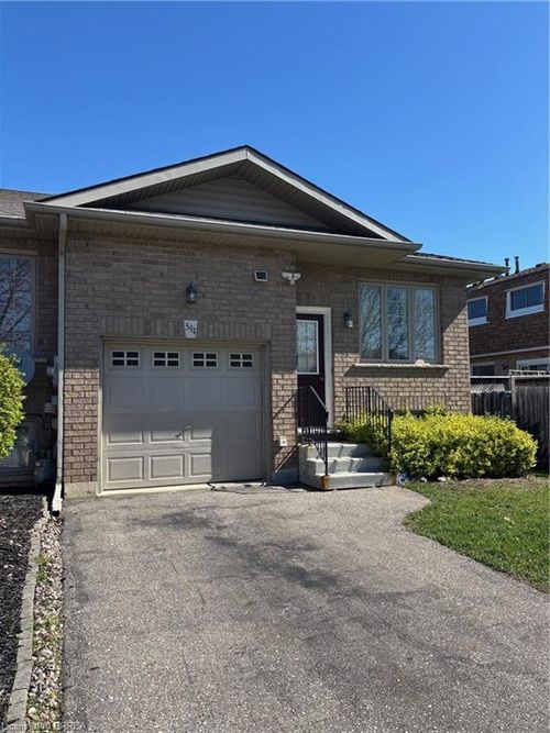 594 Grey St, Brantford, ON, N3S4Y1 | Card Image