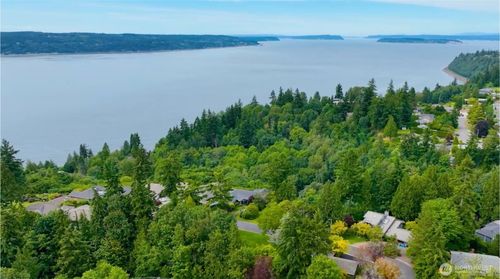 5700 Sunset Ln, Mukilteo, WA, 98275-3334 | Card Image