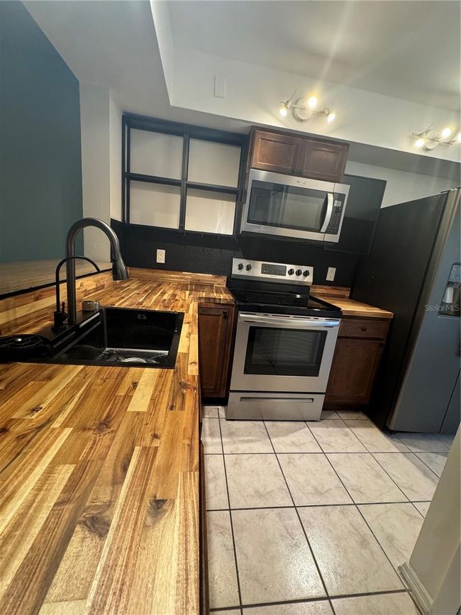 APT-1 - 2900 S Semoran Blvd, Condo with 2 bedrooms, 2 bathrooms and null parking in ORLANDO FL | Image 55
