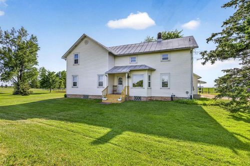 N8717 State Hwy 57, BRILLION, WI, 54110 | Card Image