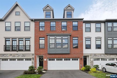 53 Cranberry Ln, Montvale, NJ, 07645-1833 | Card Image