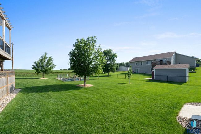 100 Oak Ave, House other with 6 bedrooms, 4 bathrooms and null parking in Crooks SD | Image 49