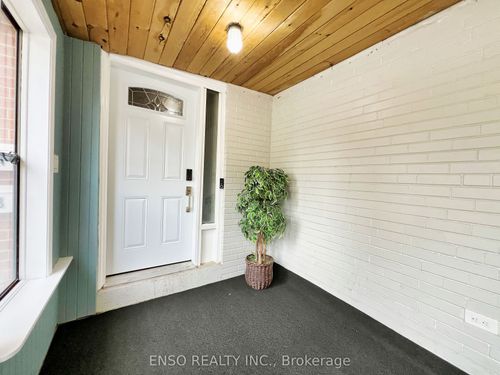 24 Gentry Cres, Richmond Hill, ON, L4C2G9 | Card Image
