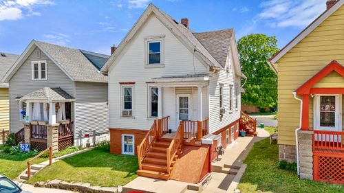 2250-22482250 S 23rd St, Milwaukee, WI, 53215-2505 | Card Image