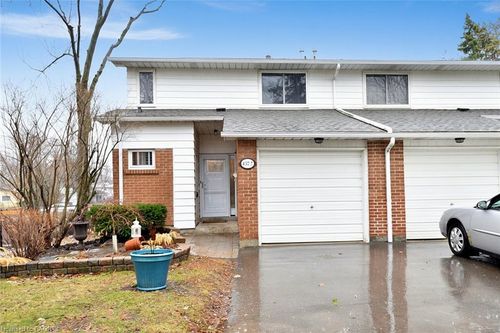 7-457 Woodview Rd, Burlington, ON, L7N2Z9 | Card Image