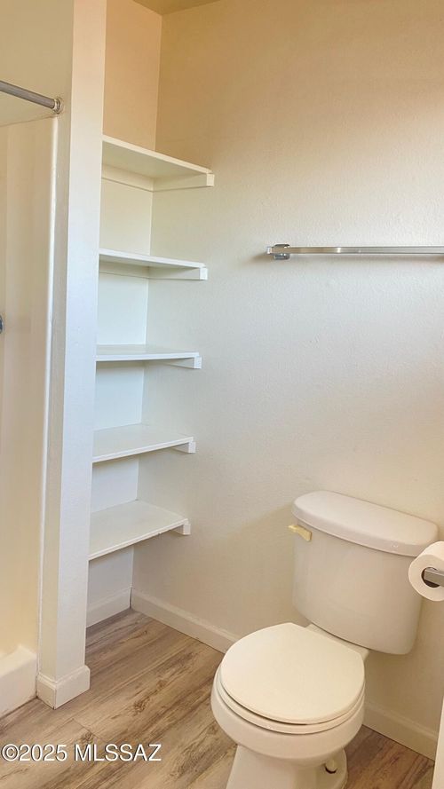 apt-9-4235 E Fairmount St, Tucson, AZ, 85712-3855 | Card Image
