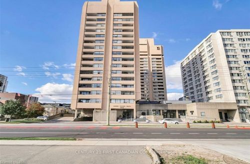 803-380 King St, London, ON, N6B3L6 | Card Image