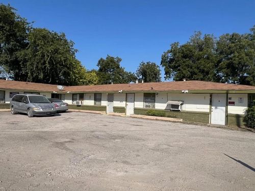 6-909 E Harvey Ave, Fort Worth, TX, 76104-6595 | Card Image