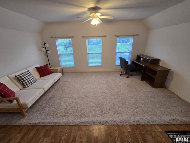 14327 Mcraven Ln, House other with 4 bedrooms, 4 bathrooms and null parking in Mount Vernon IL | Image 51