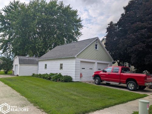 401 Orchard St, Albert City, IA, 50510-7706 | Card Image