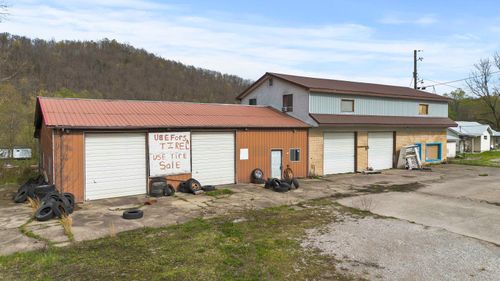 20858 Highway 23, Louisa, KY, 41230-7304 | Card Image