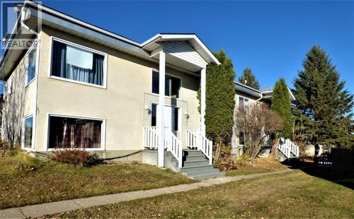 10322 104 Ave, Lac La Biche, AB, T0A0C5 | Card Image