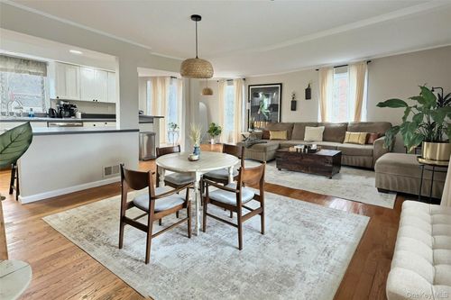 6 Honey Ln, Wappingers Falls, NY, 12590-2317 | Card Image