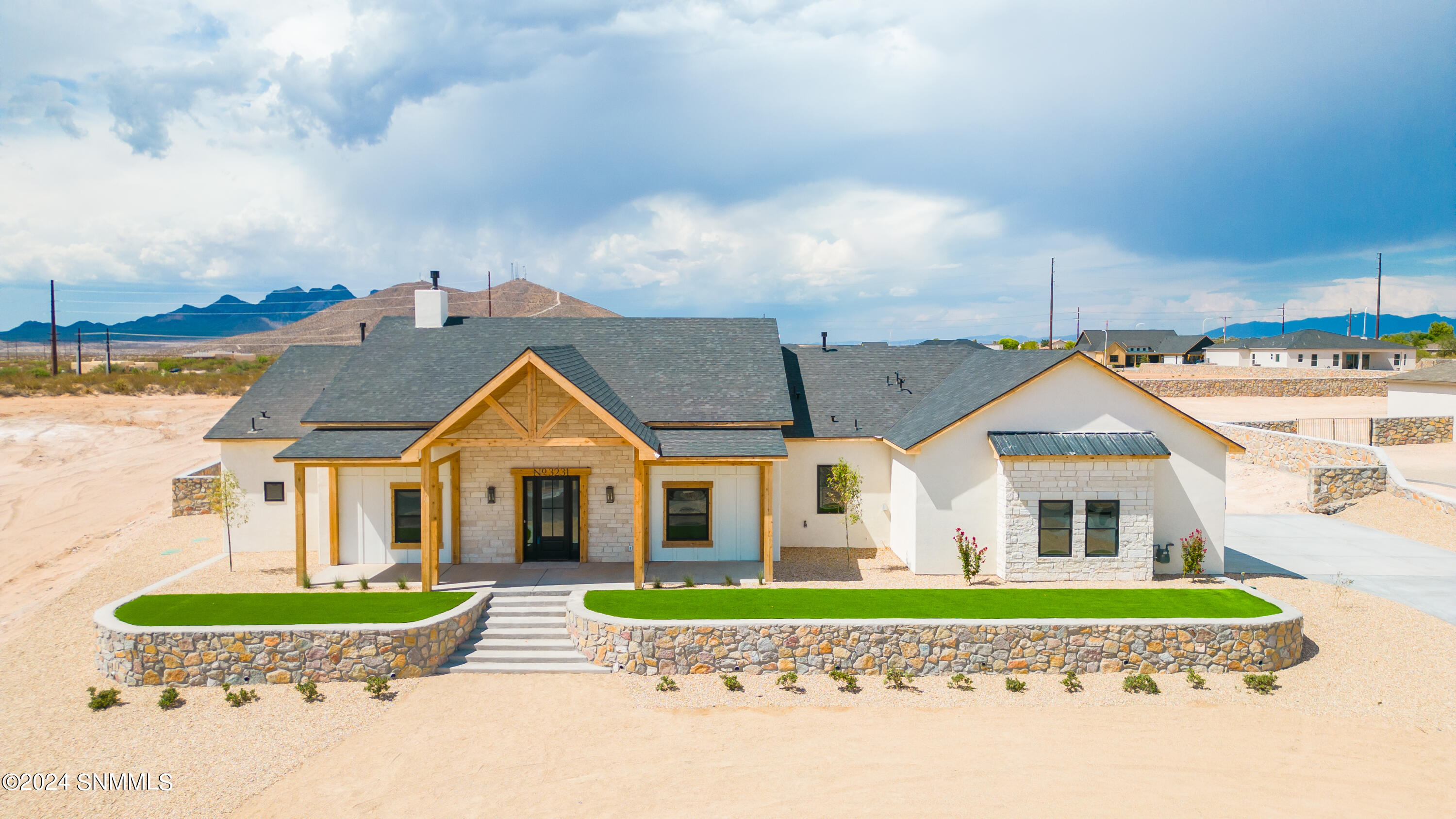 Cerro Ct, Las Cruces, NM 88012