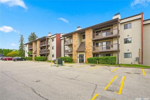 302-345 Kingsmere Boulevard, Saskatoon, SK, S7J4J6 | Card Image