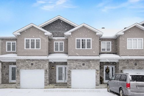 14B George St, North Stormont, ON, K0A1R0 | Card Image