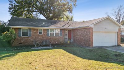 7480 E 30th Place, House other with 3 bedrooms, 1 bathrooms and null parking in Tulsa OK | Image 2