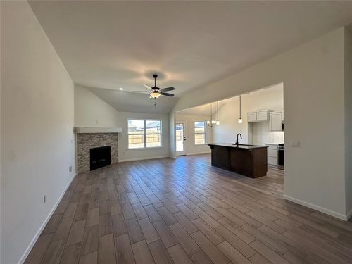 1009 Redwood Creek Dr, Yukon, OK, 73099-3552 | Card Image